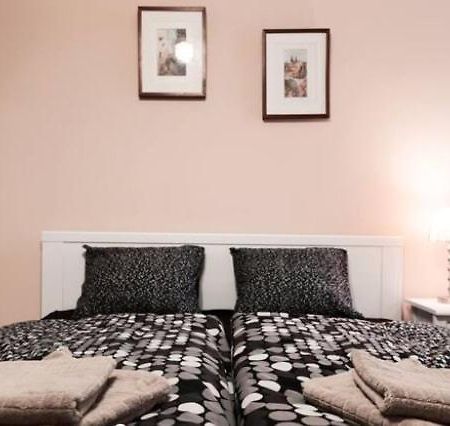Apartment Vltavska A プラハ エクステリア 写真